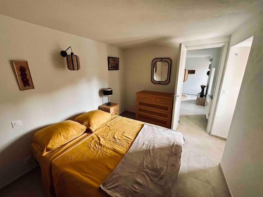 Charmant Petit Appartement Place De L Eglise Piana  Kültér fotó